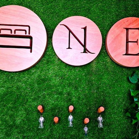 B&B One CTA Exterior foto
